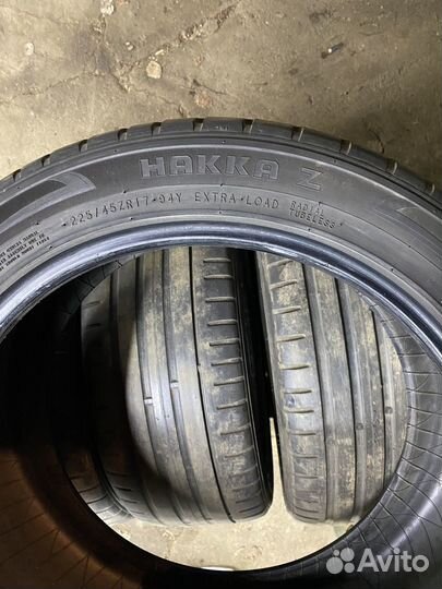 Nokian Tyres Hakka Z 225/45 R17 94Y