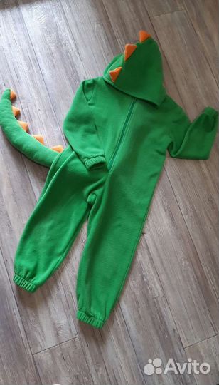 Новогодний костюм Кенгуруми динозаврик