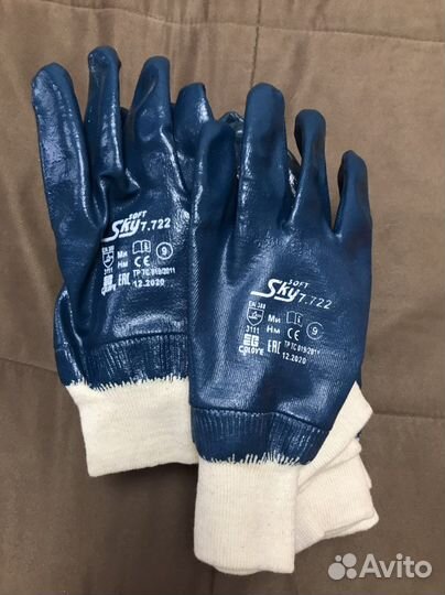 Рабочие перчатки