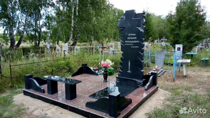 Мемориальные комплексы от производителей