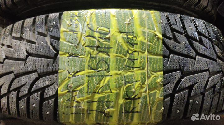 Hankook Winter I'Pike 215/65 R16