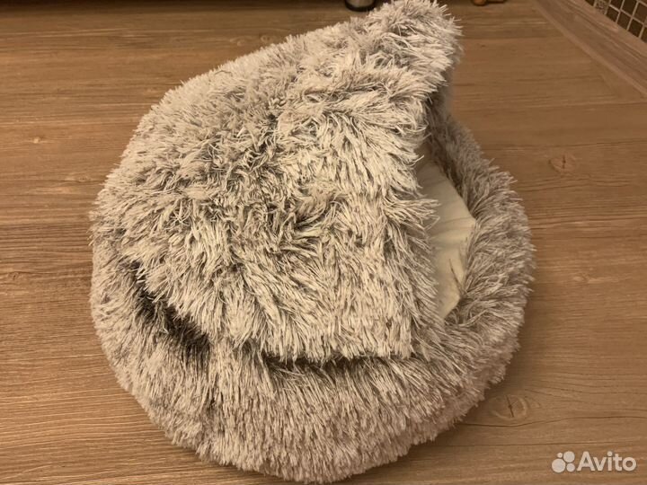 Лежанка для маленьких собак