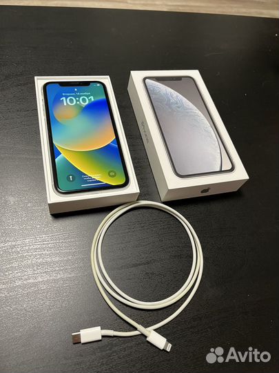 iPhone Xr, 64 ГБ