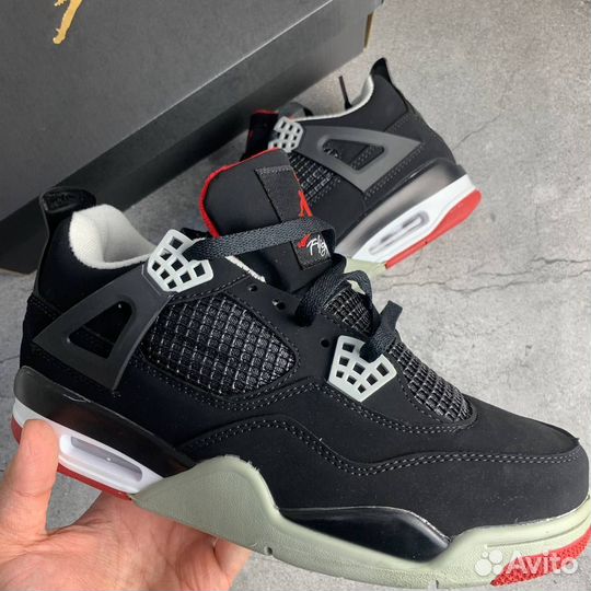 Nike Air Jordan 4 Retro Bred