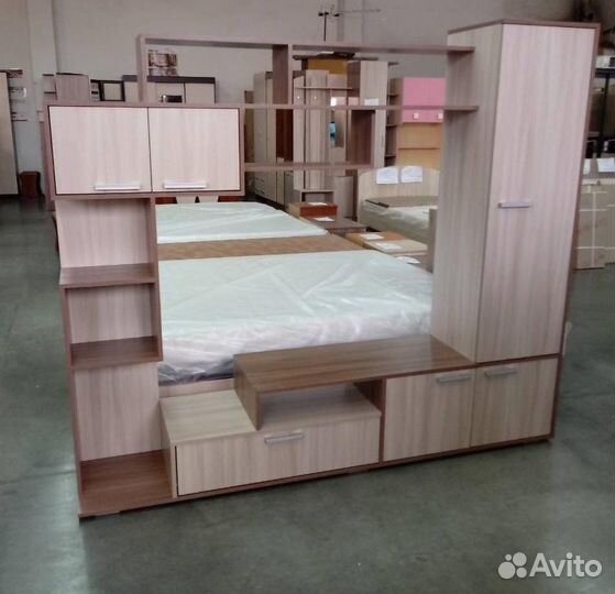 Стенка в гостиную