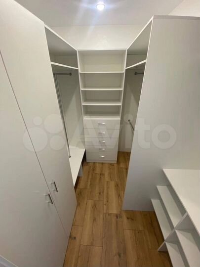 2-к. квартира, 45 м², 1/9 эт.