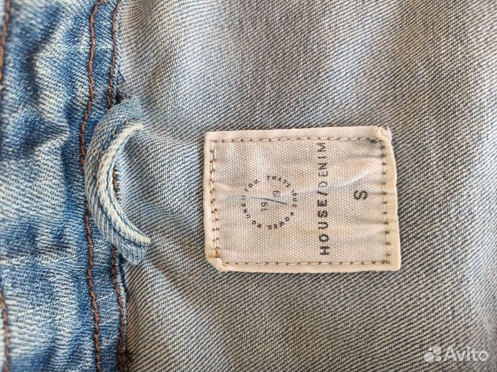 Джинсовая куртка