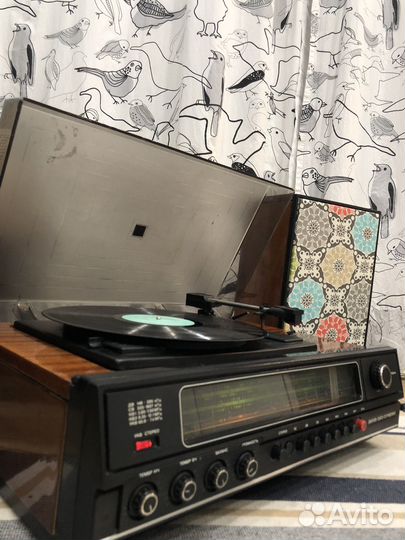 Проигрыватель винила Вега 320