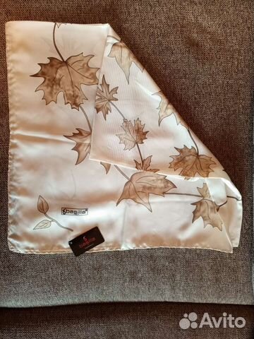 Шелковый платок новый, 90 на 90