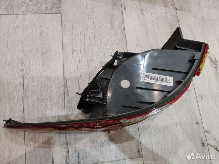 Задний правый фонарь внешний Kia Rio 3
