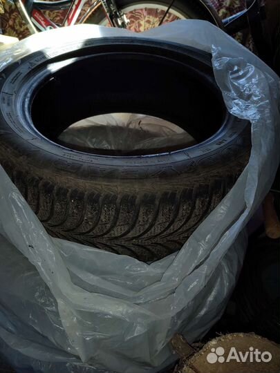 Goodyear UltraGrip 205/55 R16