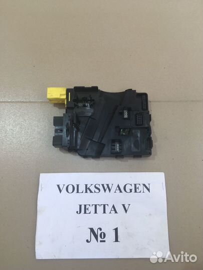 Блок подрулевых переключателей Volkswagen Jetta 5