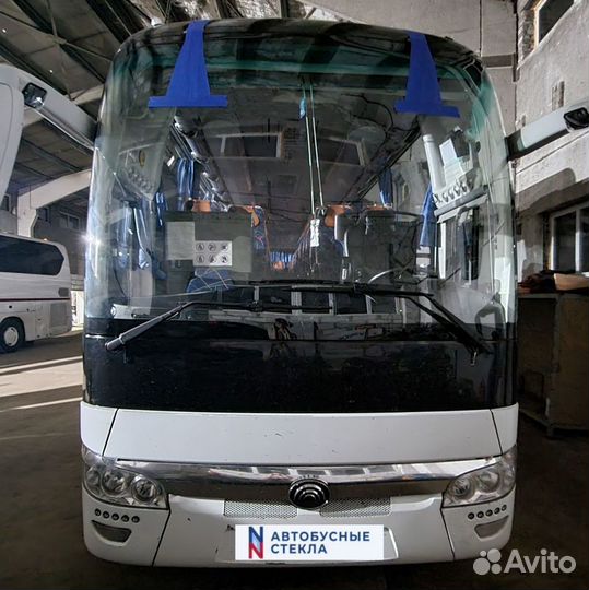 Стекло лобовое на автобус Yutong ZK 6122 H9