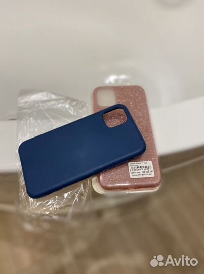 Чехол на iPhone 11