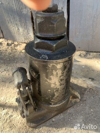 Домкрат 5 тонн