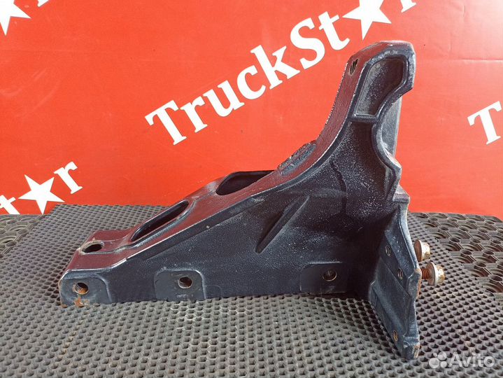 Кронштейн торсиона кабины правый Daf XF106