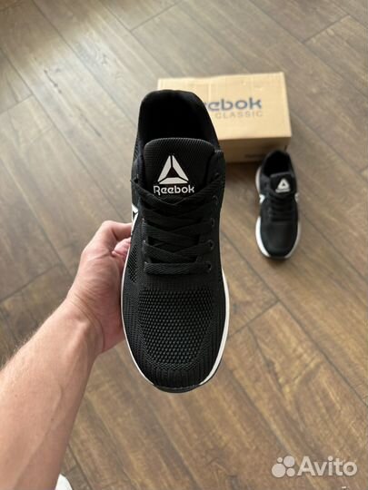 Кроссовки reebok