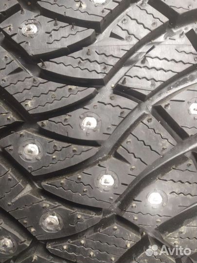 Dunlop SP Winter Ice 03 235/45 R18