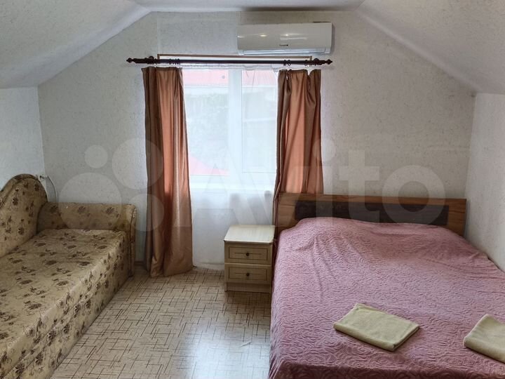 Комната 38 м², 3/3 эт.