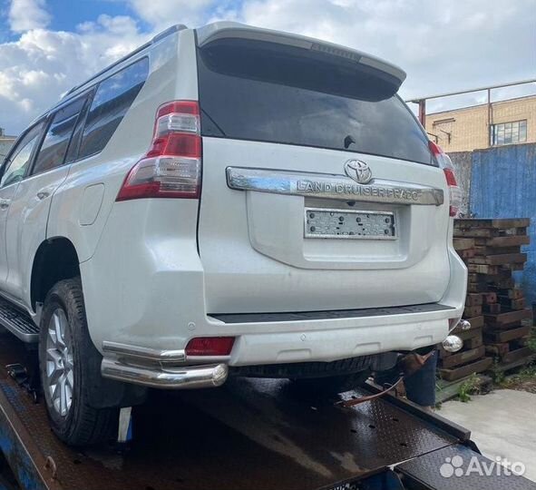 Toyota Land Cruiser Prado J150 2017 года В разборе