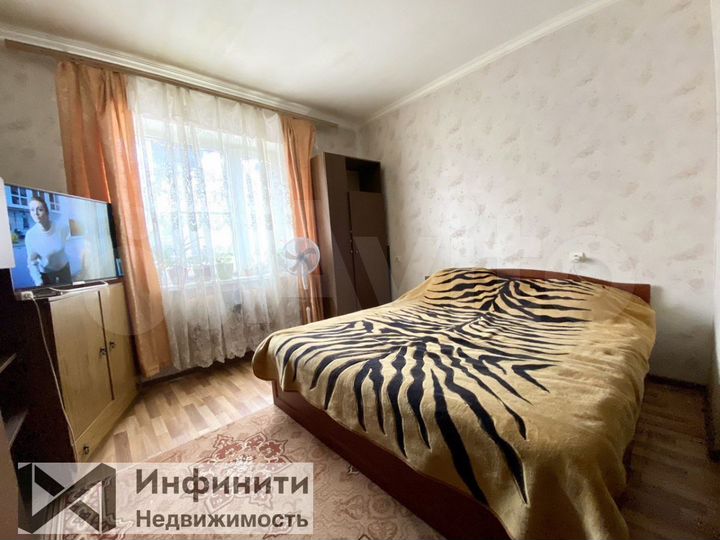 1-к. квартира, 43 м², 8/10 эт.