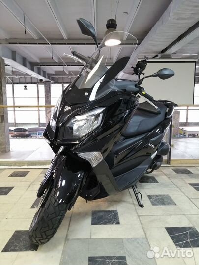 Скутер VMC Vento MAX 200