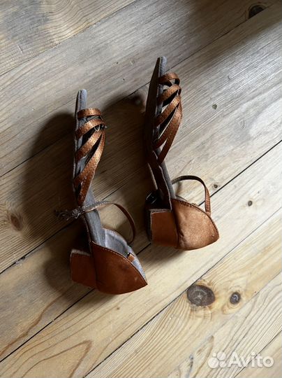 Платье для танцев