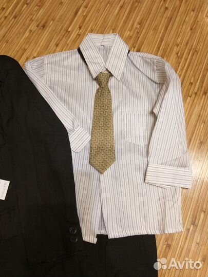 Костюм классический на мальчика 4 предмета