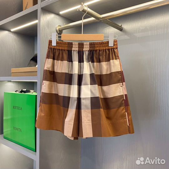 Шорты Burberry