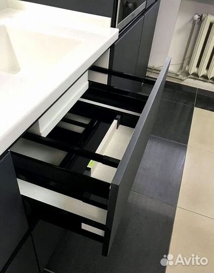 Кухонный гарнитур на заказ под ключ