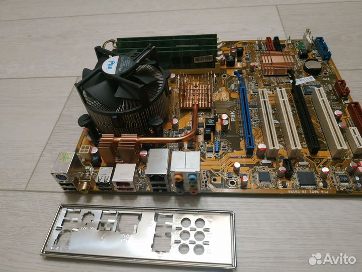 Asus p5k+q6600(4ядра) +4gb