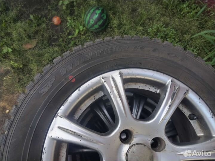 Dunlop SP Winter Ice 01 185/65 R14