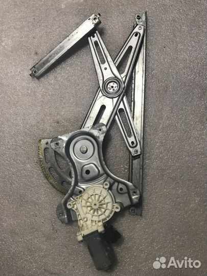 Стеклоподьемник Geely Emgrand X7