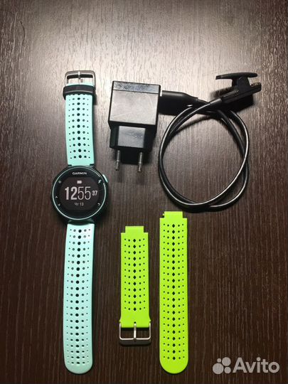 Часы Garmin forerunner 235