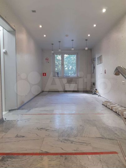 Торговая площадь, 55 м²