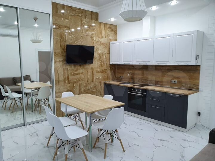 2-к. квартира, 80 м², 20/23 эт.