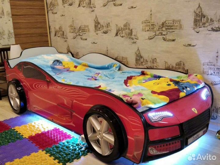 Кровать машинка