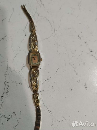 Часы женские Чайка. Скань