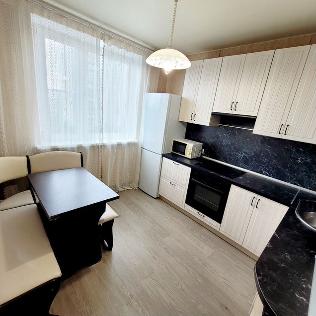 2-к. квартира, 54 м², 9/12 эт.