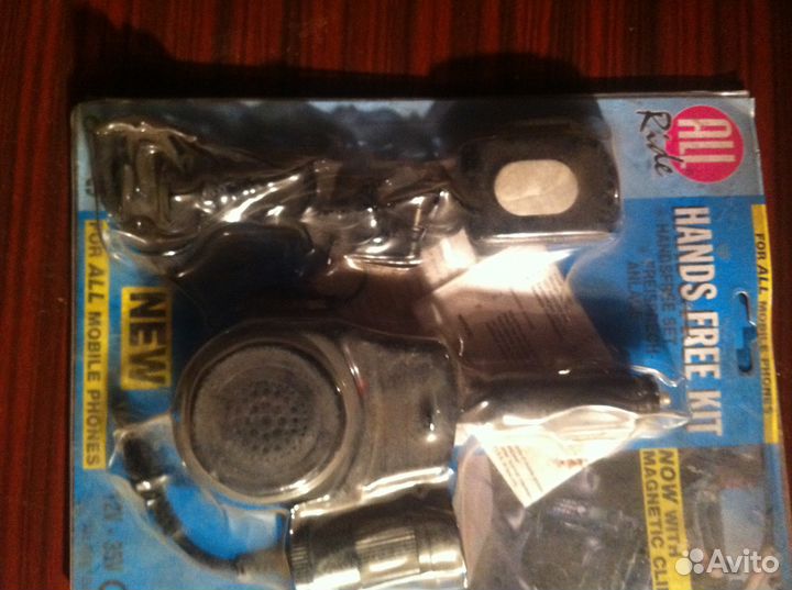 Продам новый комплект автомобильной громкой связи