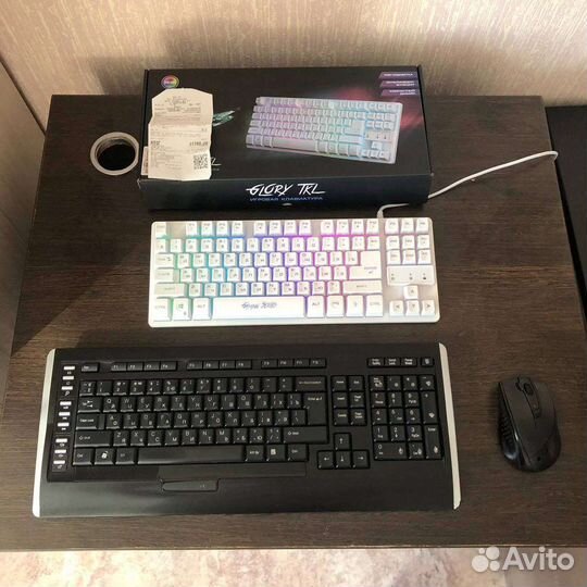 Клавиатура и мышь (белая на гарантии)