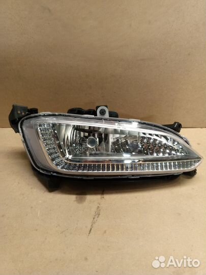 Фара противотуманная правая Hyundai 922022W020