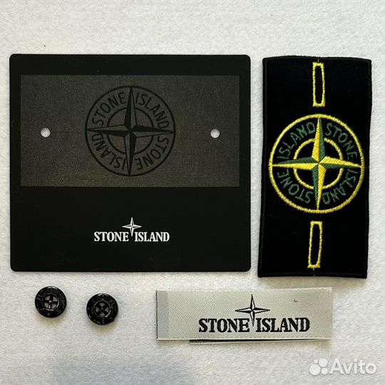 Оригинальный патч Stone island с пуговицами