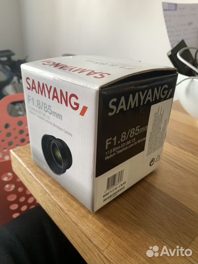Объектив Samyang 85mm f/1.8 Fuji X