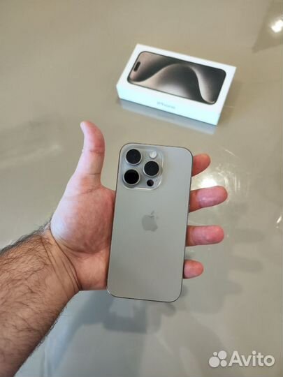 iPhone 15 Pro, 256 ГБ