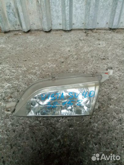 Фара левая toyota vista sv40