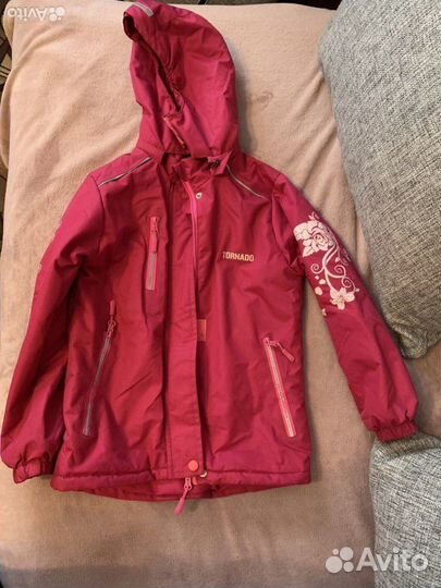 Куртка на девочку 128