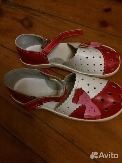 Продам сандалии