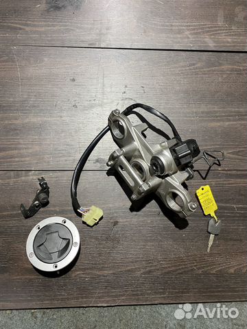 Замки для Kawasaki ER6f ex650 06-08