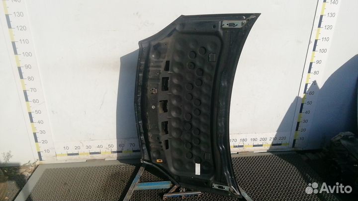 Капот Opel Zafira B